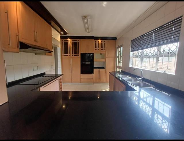 2 BEDROOM PROPERTY TO RENT IN KENVILLE